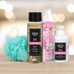 All Hail The Queen Smell Wonderful Gift Set